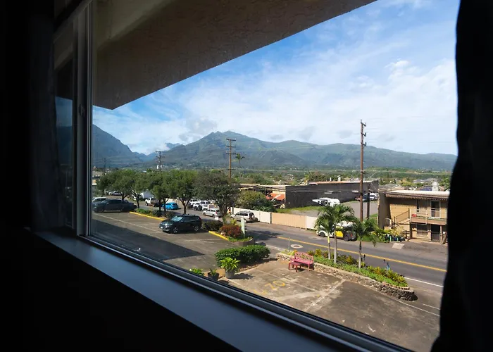 Unit 1 Maui Ohana Modern Studio