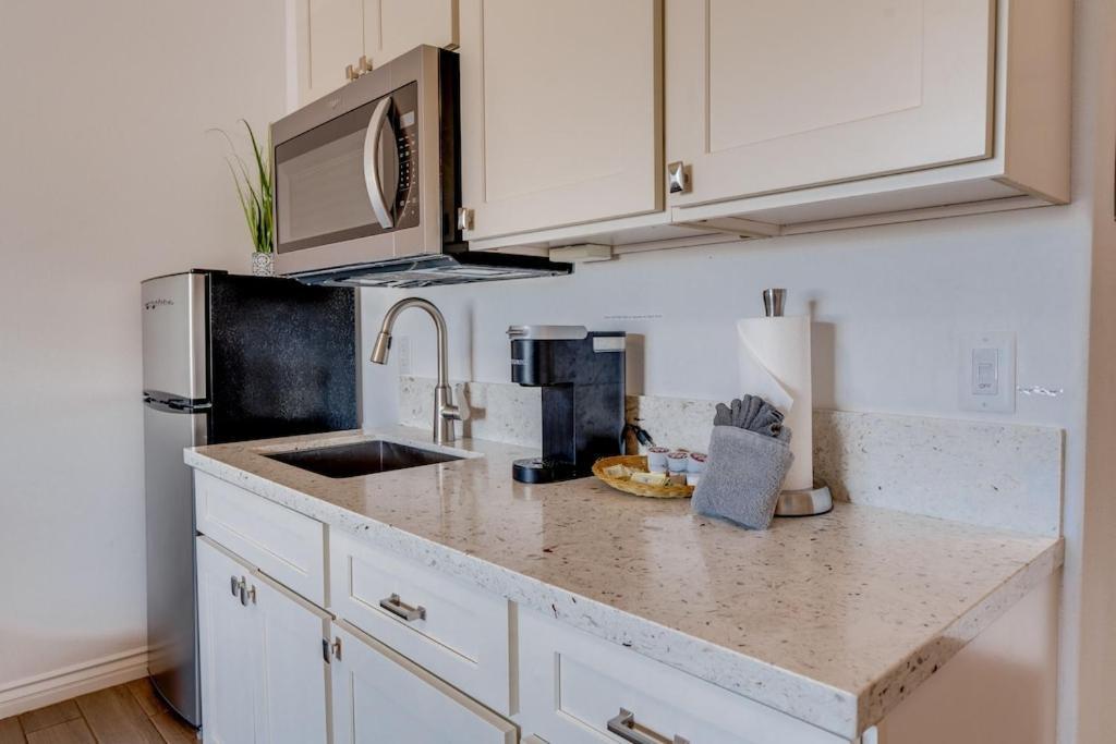 Unit 1 Maui Ohana Modern Apartment Wailuku