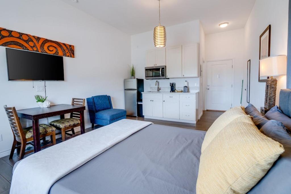 Unit 1 Maui Ohana Modern * Wailuku